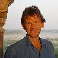 Retrato de  Michael Wood