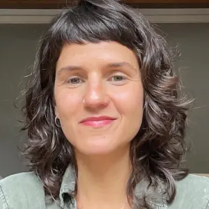 Retrato de Paola Lins de Oliveira