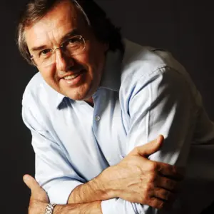 Retrato de Laurentino Gomes