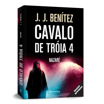 Capa Cavalo de Troia 4 - Nazaré